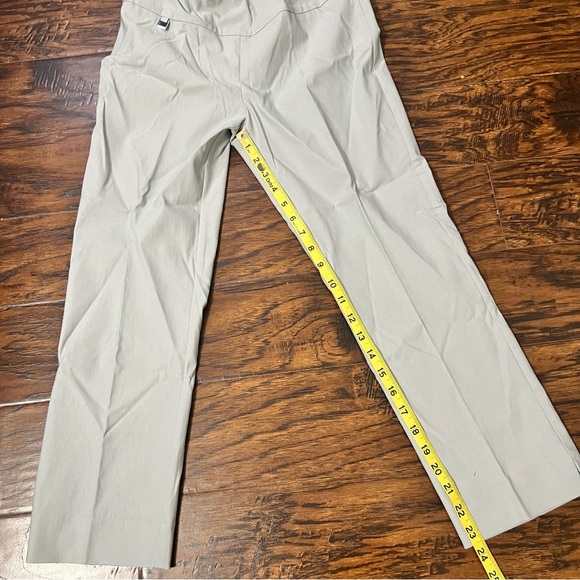 Peck & Peck Grey Cropped Pants Size 2 - Picture 7 of 10